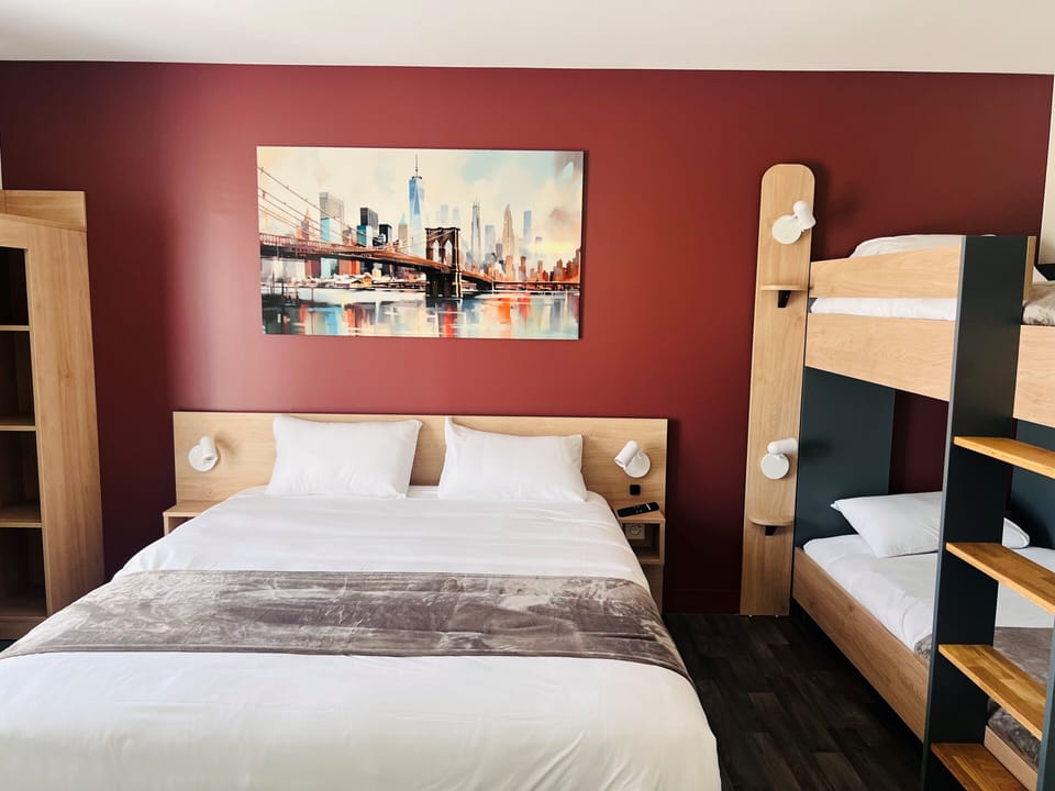 Superior Quadruple Room | Individually decorated, individually furnished, desk, iron/ironing board