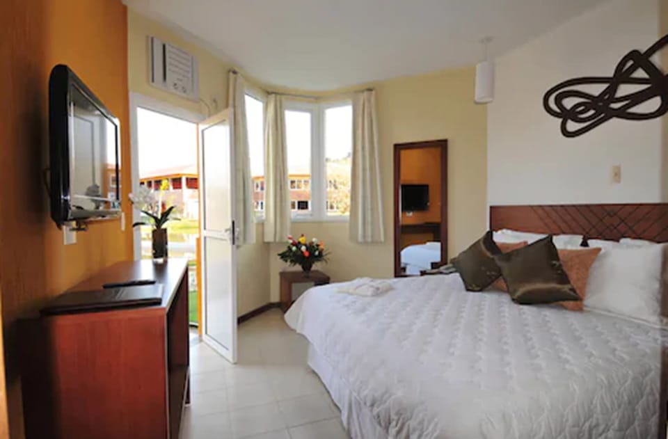 1 bedroom, minibar, in-room safe, free WiFi