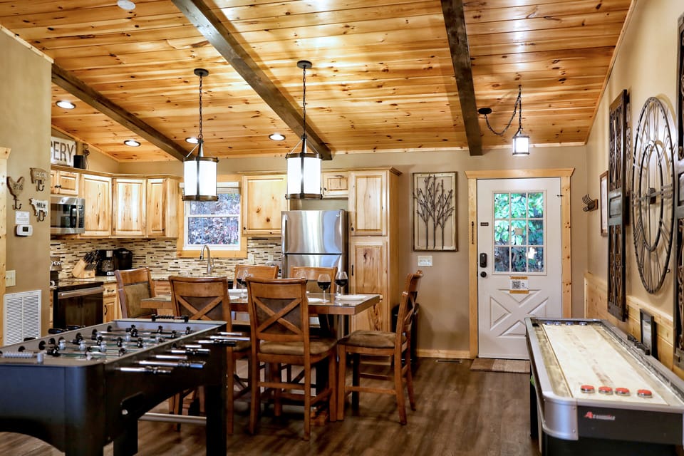 The heart of the cabin, ready for your crew