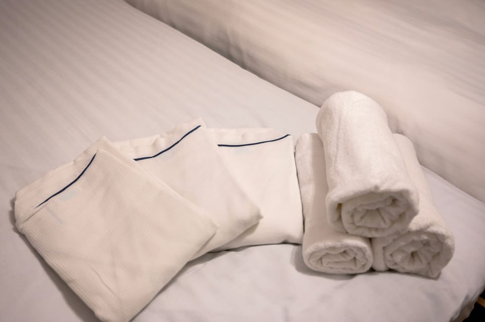 Family Room (No Housekeeping During Stay) | Desk, WiFi (free)