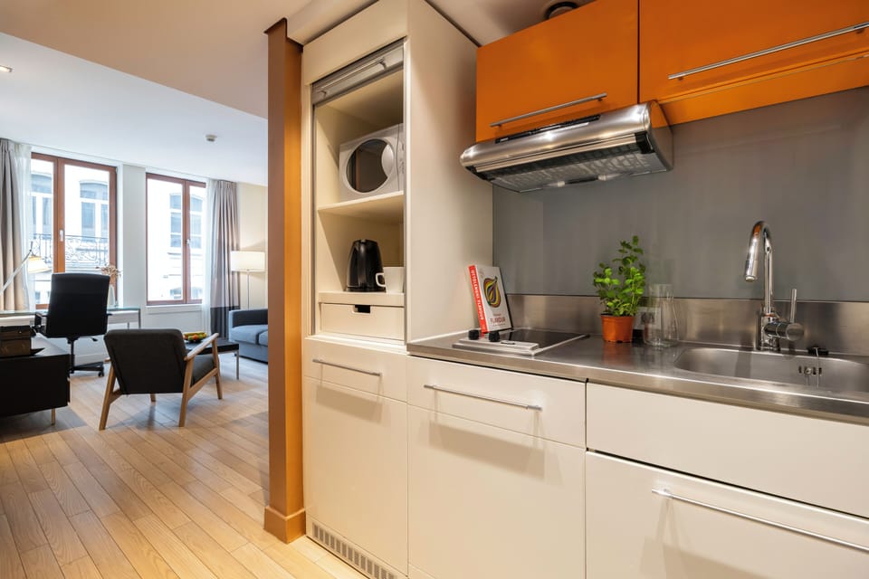 Street Side Apartment | Private kitchen | Fridge, microwave, coffee/tea maker, electric kettle