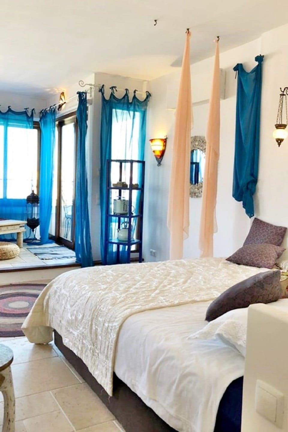 Superior Suite, Sea View, Sea Facing | Pillowtop beds, in-room safe, individually decorated