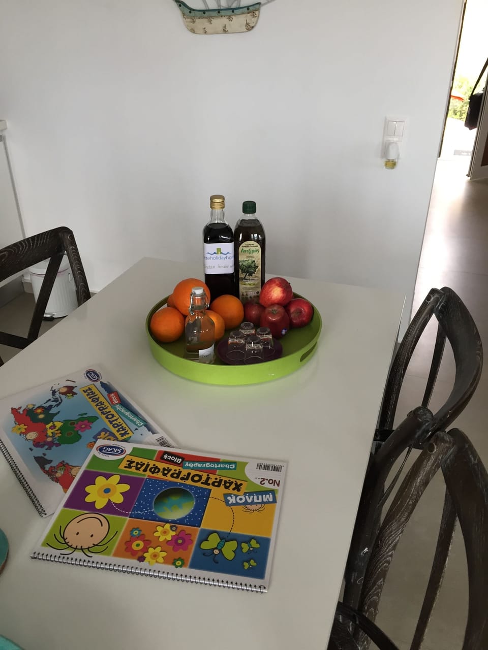 Apartment, 2 Bedrooms, Pool Access, Sea View | In-room dining