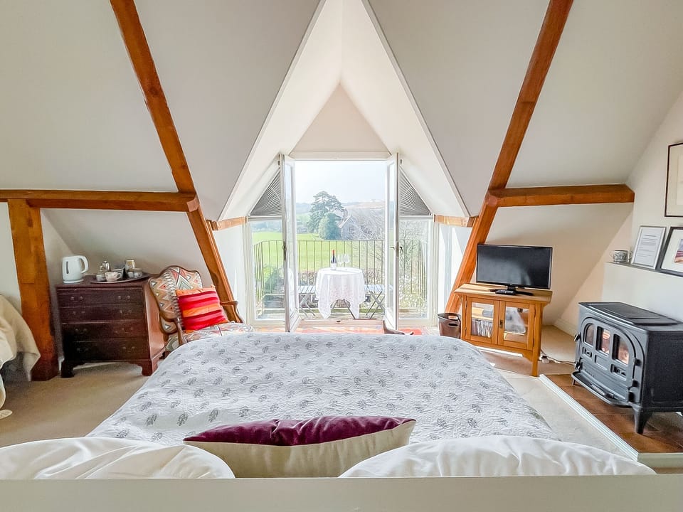 Luxury Suite, Ensuite | 1 bedroom, WiFi