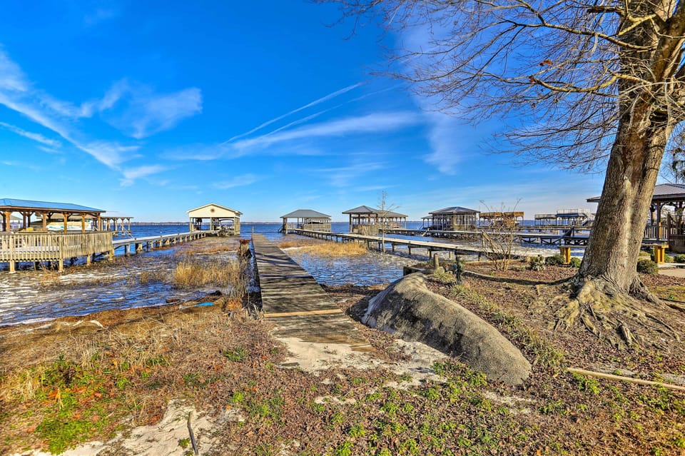 House Exterior | Shared Pier