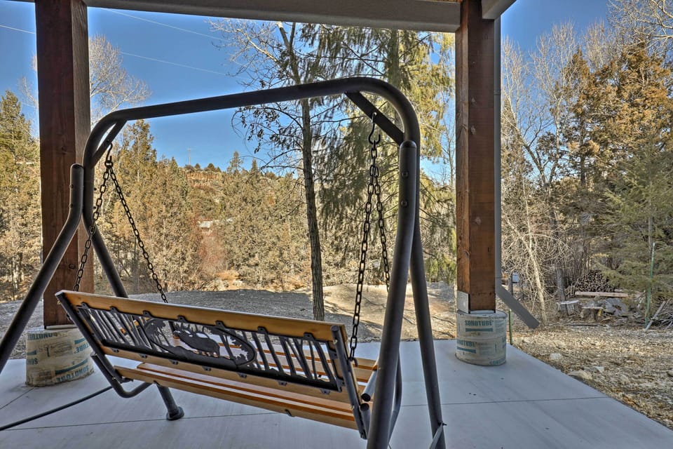 Covered Patio | Gas Grill