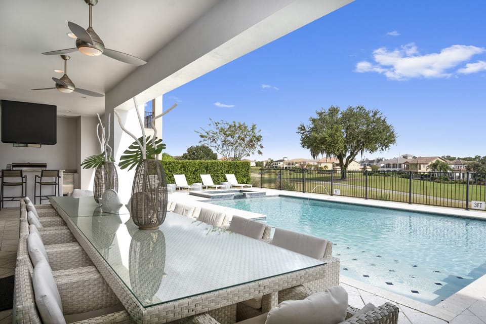 Enjoy al fresco dining underneath the covered lanai