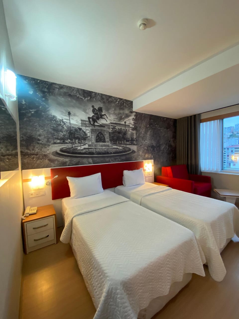 Premium bedding, minibar, in-room safe, blackout drapes