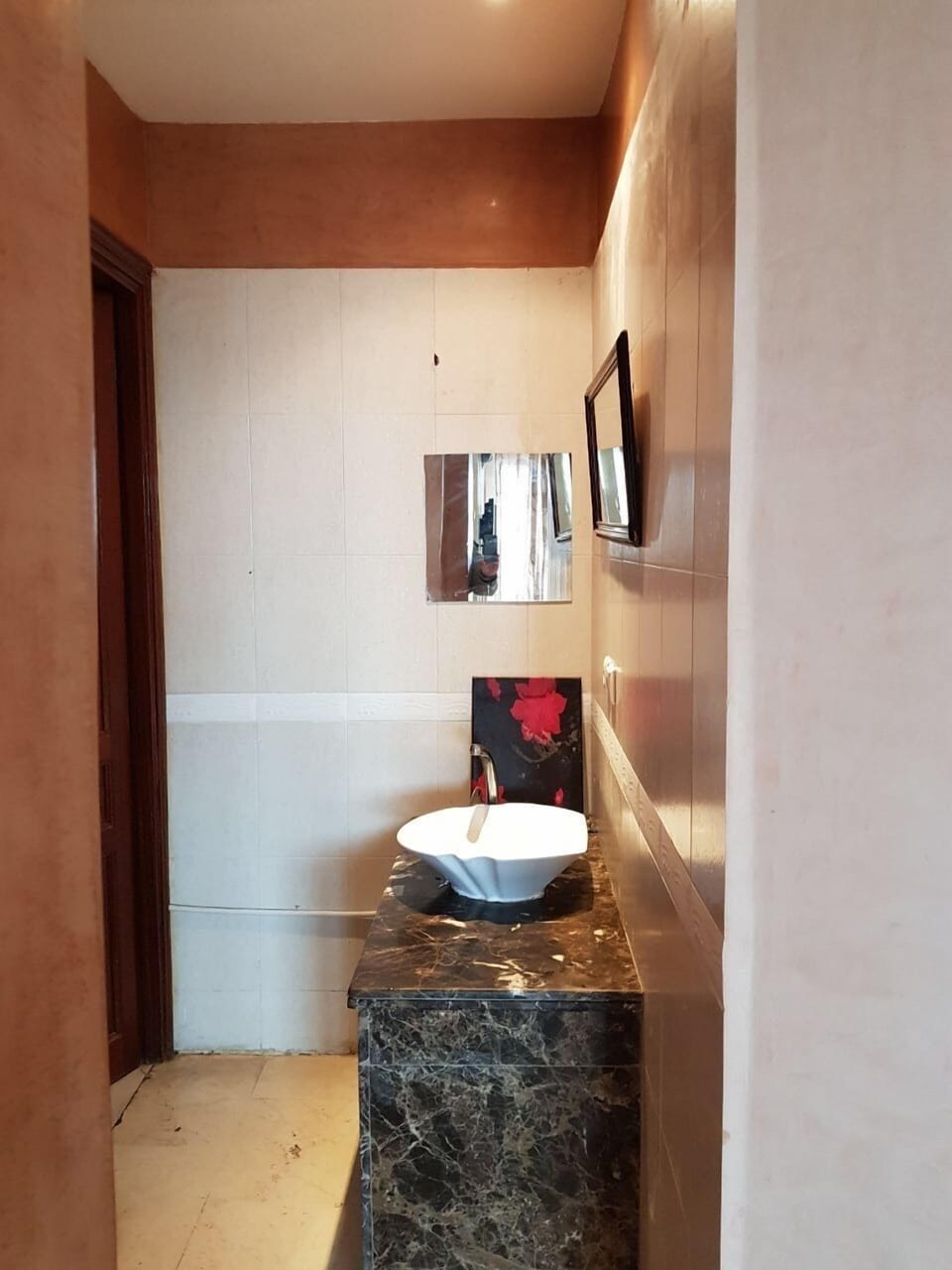 Apartment, 2 Bedrooms | Bathroom sink