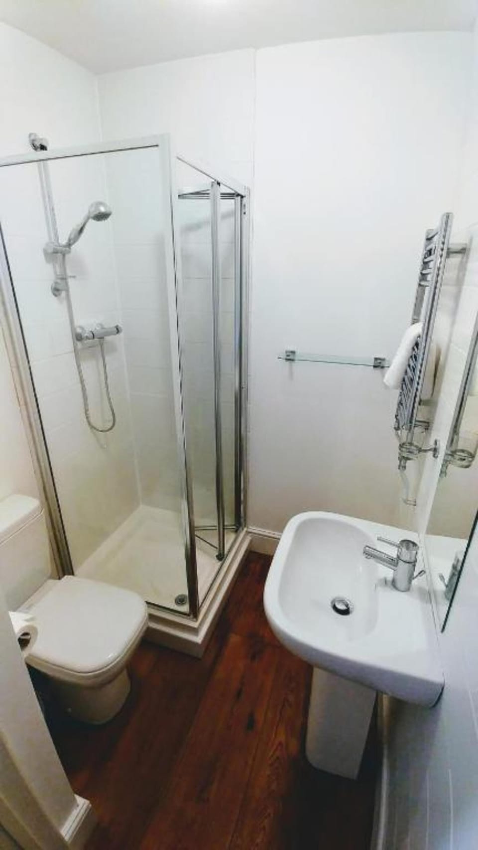 Free toiletries, towels, toilet paper