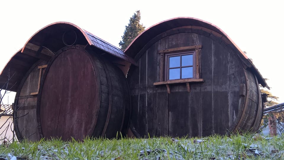 Suite in Barrel | Rollaway beds, free WiFi