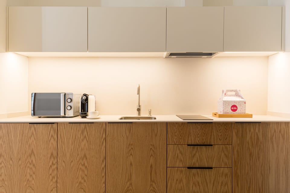Suite | Private kitchen | Fridge, microwave, stovetop, dishwasher