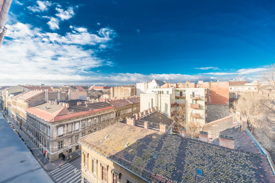 Apartment, 1 Bedroom (Hevesi Sandor square 1, 1077 Budapest) | View from room
