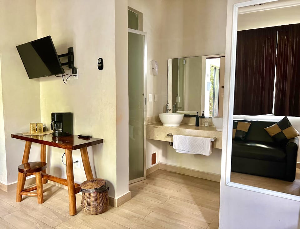 Signature Suite, Multiple Beds, Pool View | In-room safe, desk, free cribs/infant beds, free WiFi