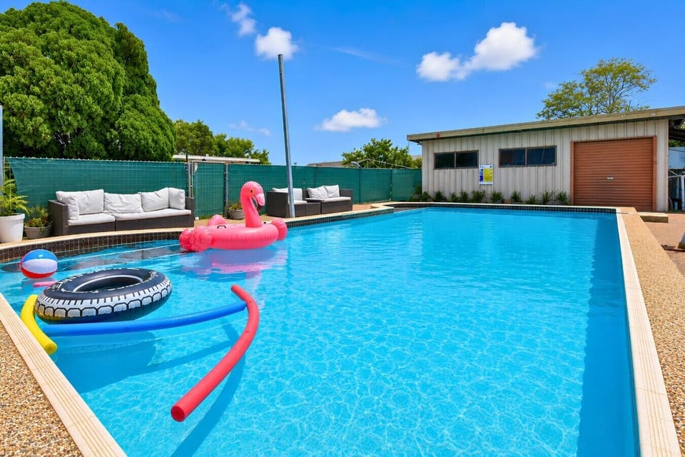 Swimming Pool. Shared with ground floor apartment (Chillout) guests only.