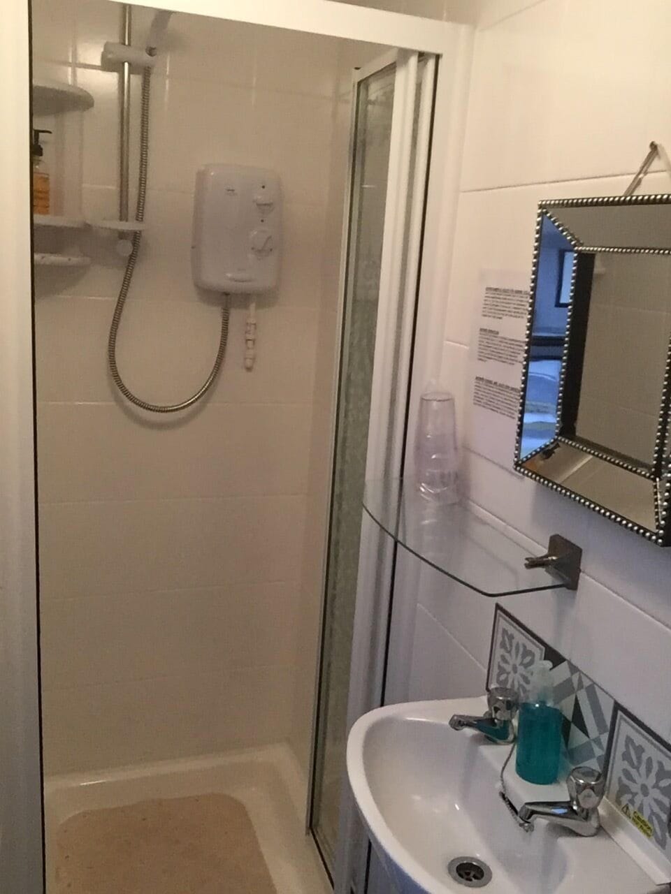 Standard Double Room, 1 Double Bed | Individually decorated, iron/ironing board, WiFi, bed sheets