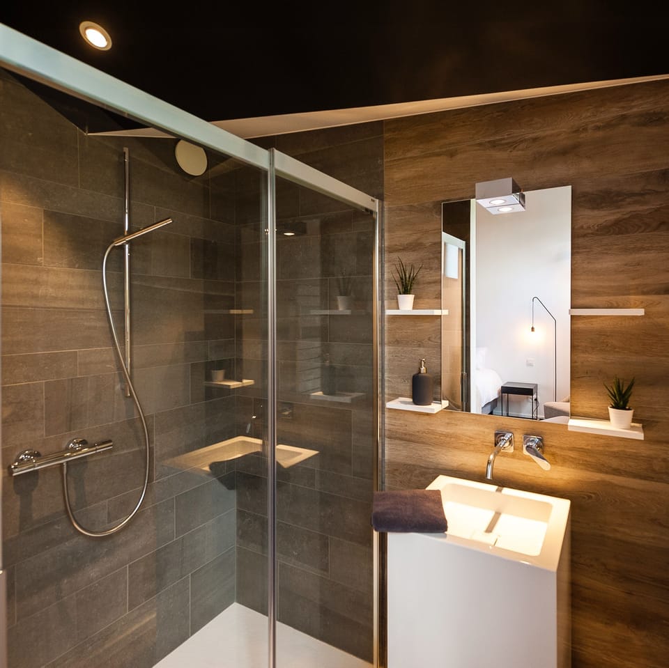 Double Room (Petit Granit) | Bathroom | Shower, eco-friendly toiletries, hair dryer, towels