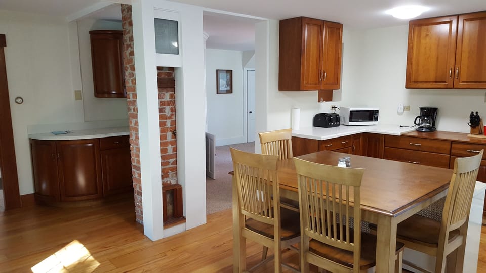 Kitchen area