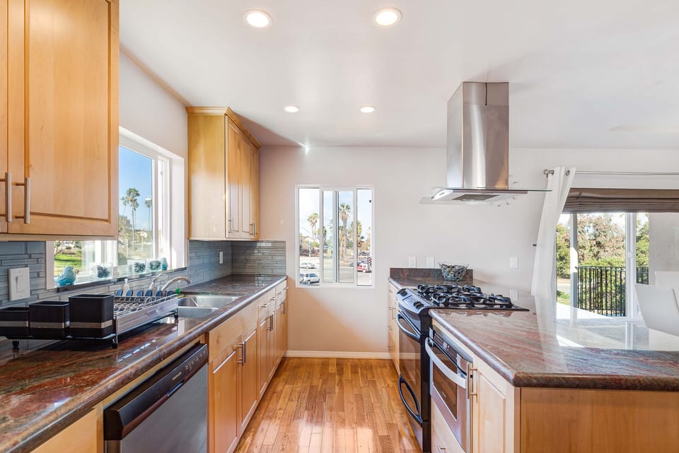 Bright Open Floor Plan