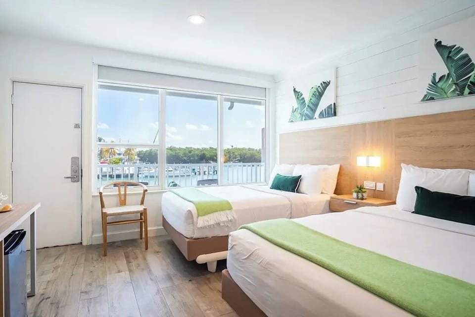 Premium bedding, Tempur-Pedic beds, in-room safe, desk