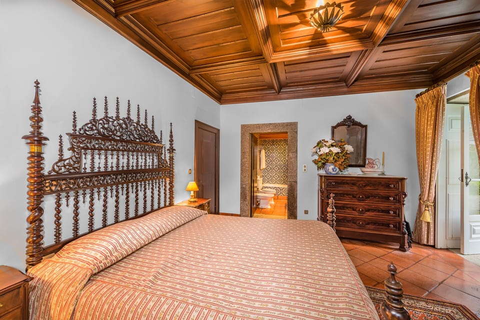Superior Room | Soundproofing, free cribs/infant beds, rollaway beds, free WiFi