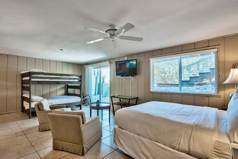 Mockingbird Lane - Miramar Beach - Bedroom