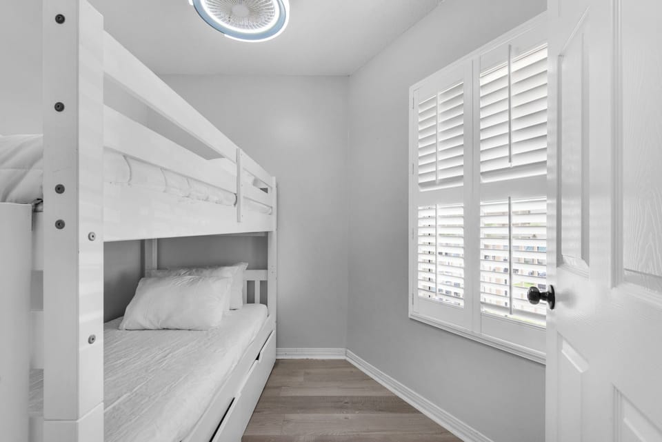 Bunk room