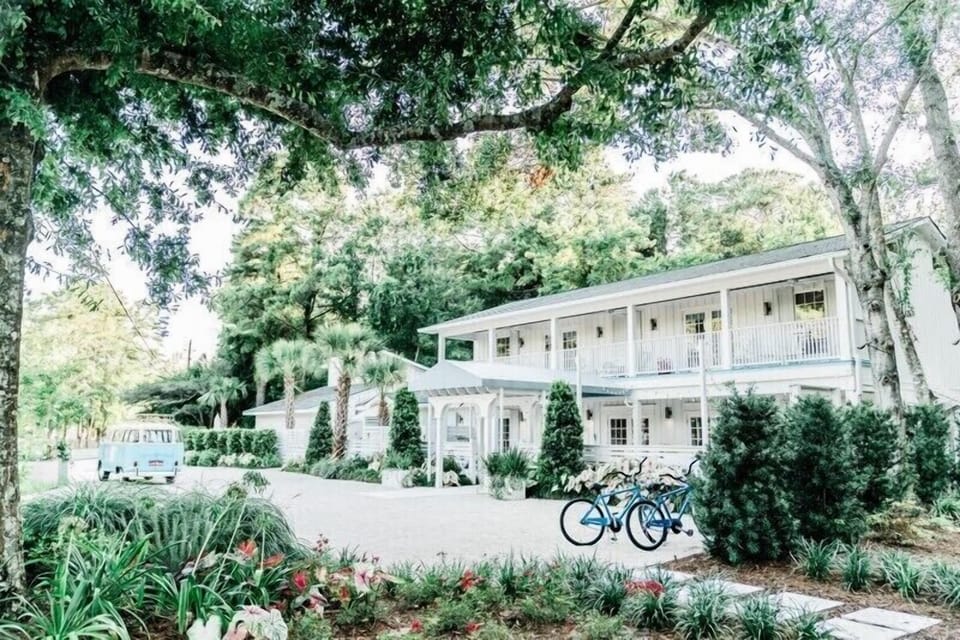 A private & spacious suite exceeding expectations.  Amazing location in Fairhope