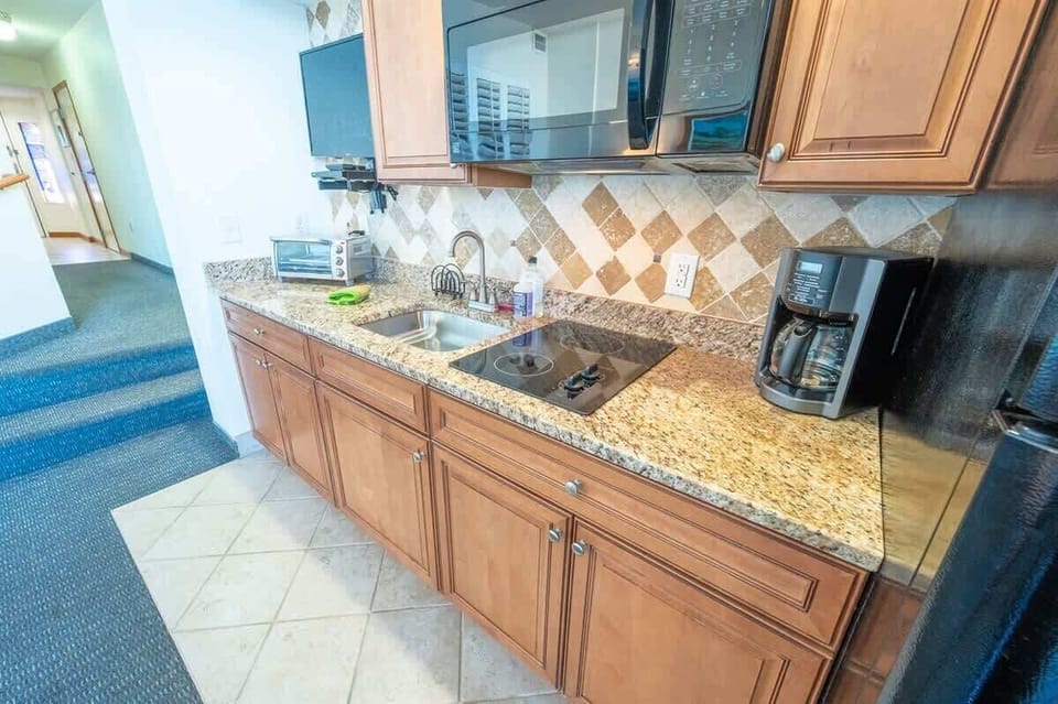 Granite Countertops in Kitchen