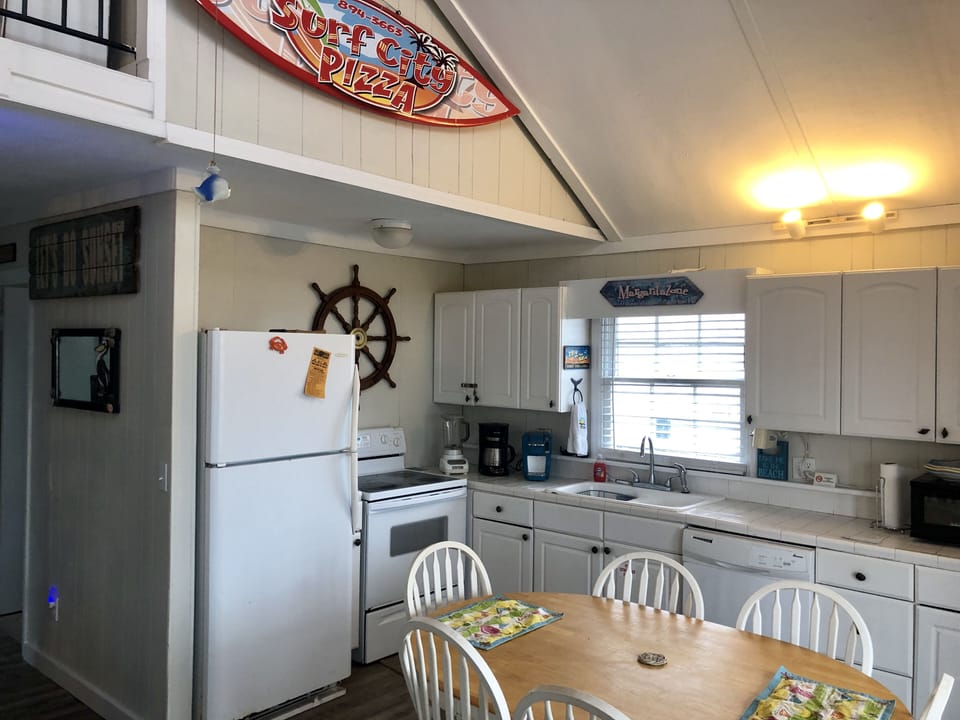 Kitchen (2022)
