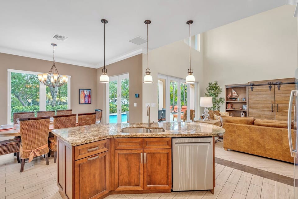 Florida Keys vacation rental kitchen area 4.