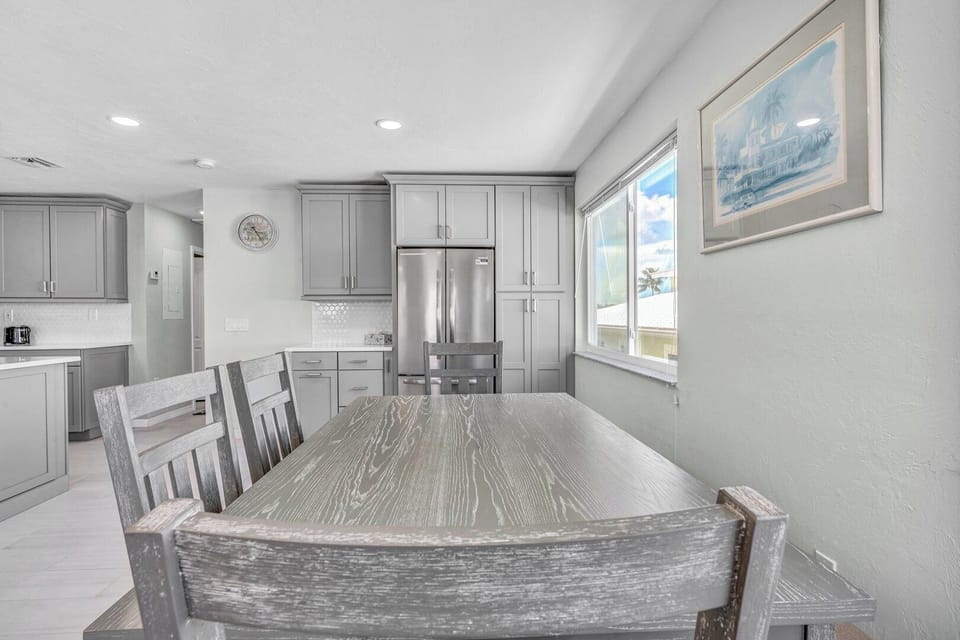 Dining area view 1