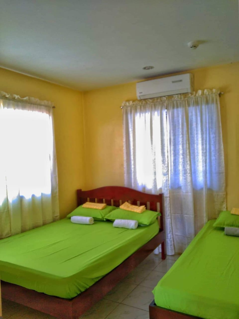 Deluxe Double Room, Shared Bathroom | In-room safe, desk, soundproofing, free WiFi