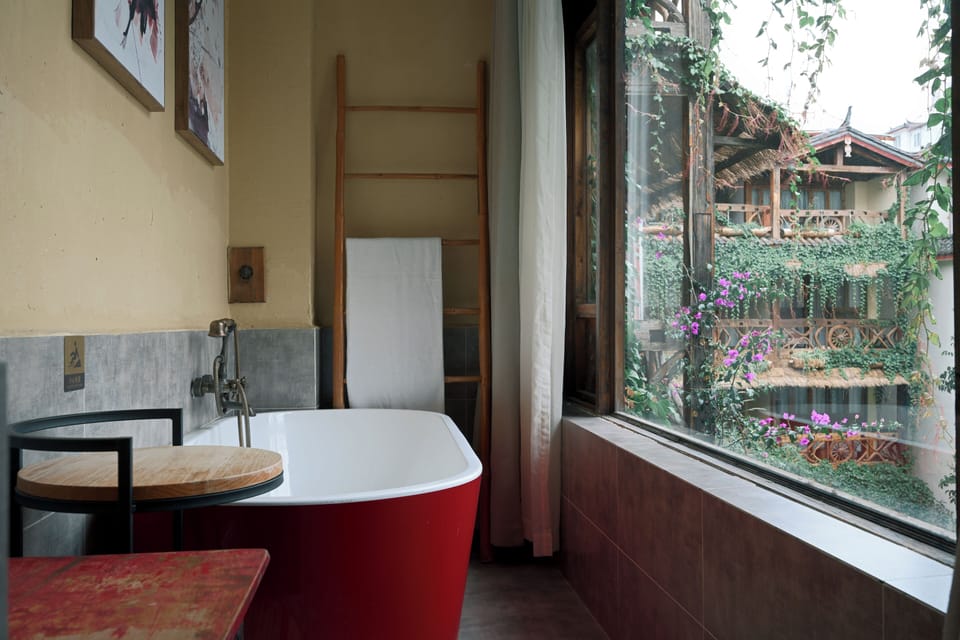 Romantic garden view queen bed room | Bathroom | Rainfall showerhead, free toiletries, hair dryer, bathrobes