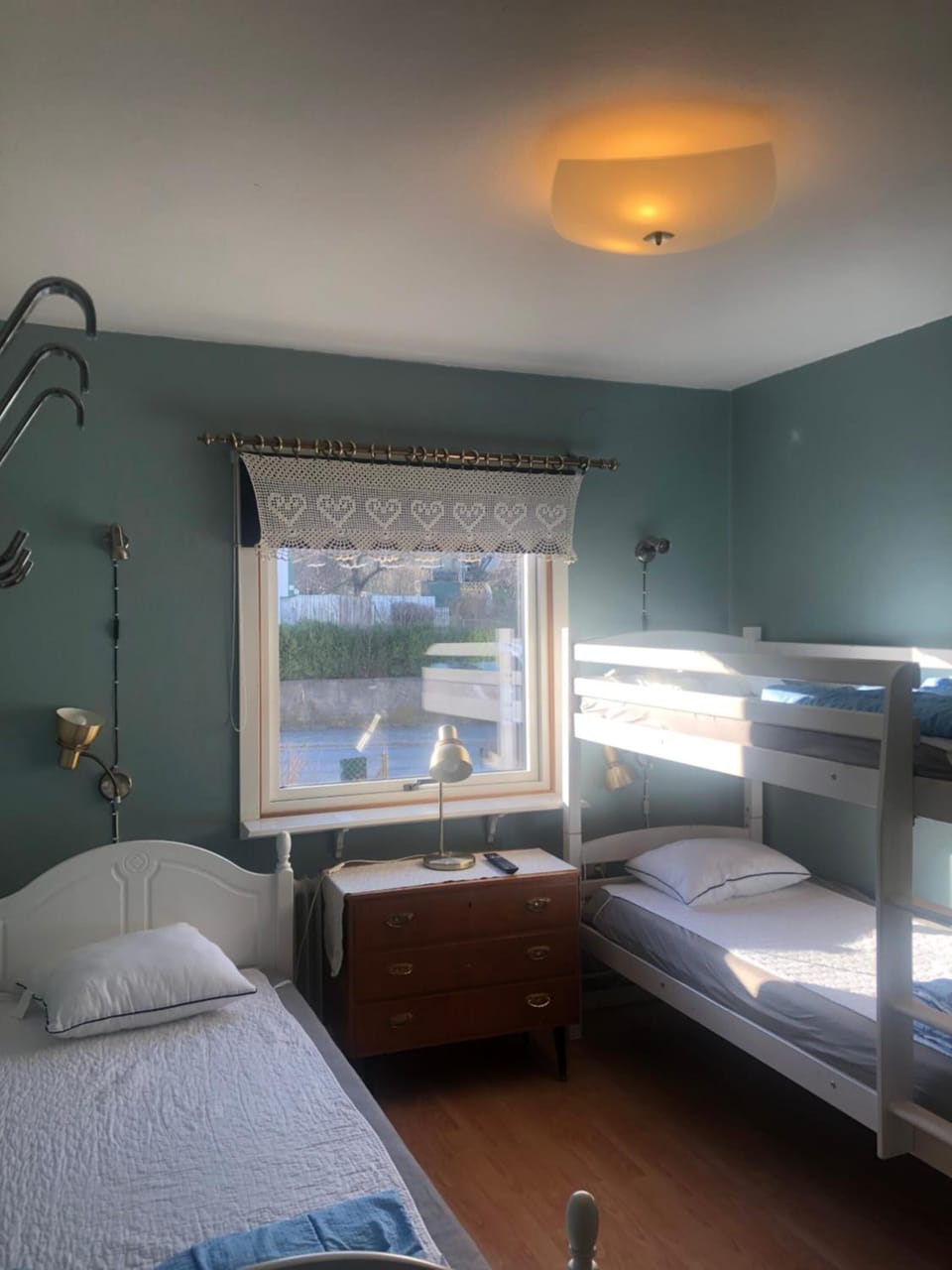 Iron/ironing board, free cribs/infant beds, rollaway beds, free WiFi