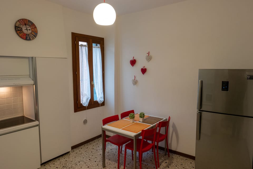 Full-size fridge, microwave, espresso maker, coffee/tea maker