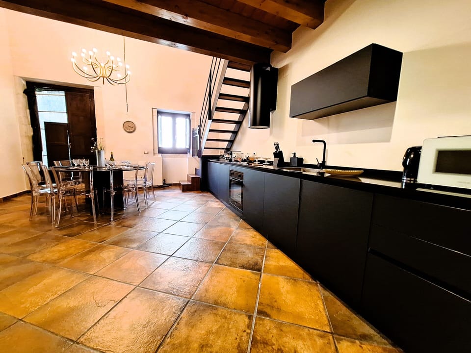 Duplex, 3 Bedrooms, Partial Sea View | Private kitchen | Full-size fridge, oven, stovetop, dishwasher
