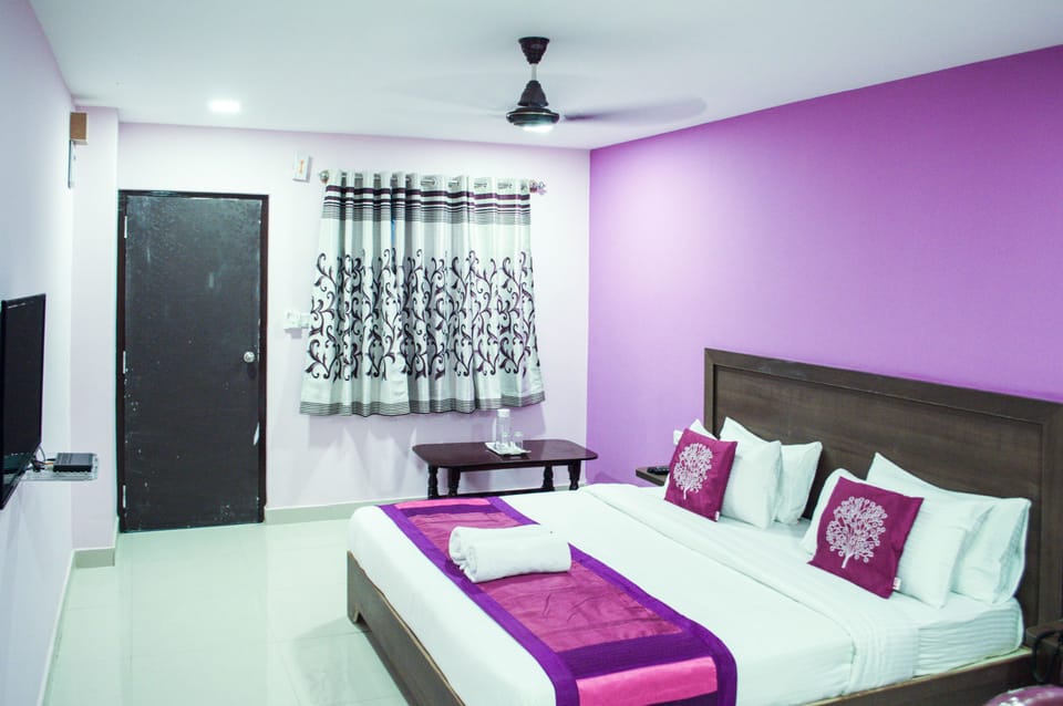 Double or Twin Room | Free WiFi