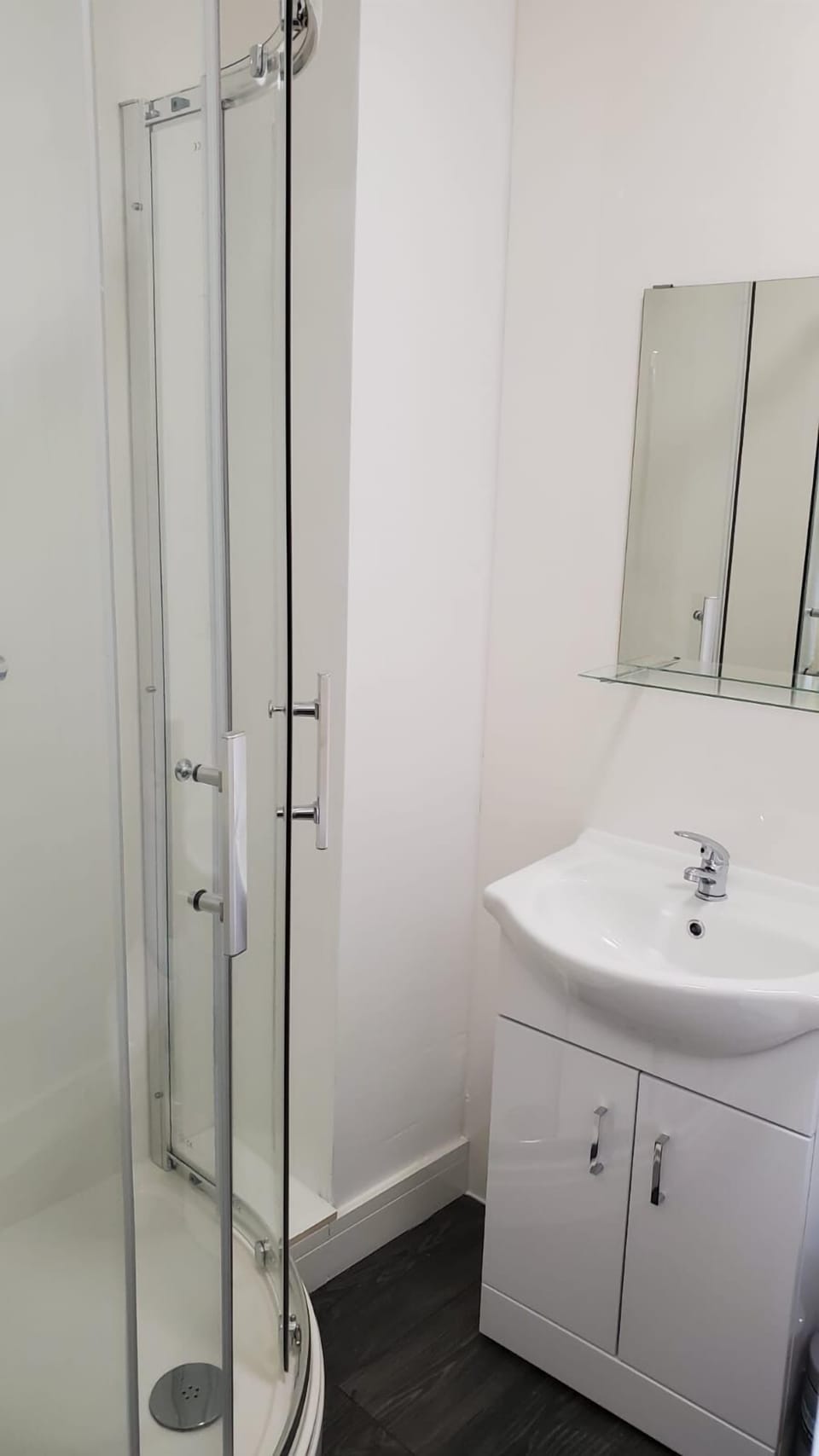 Bathroom shower