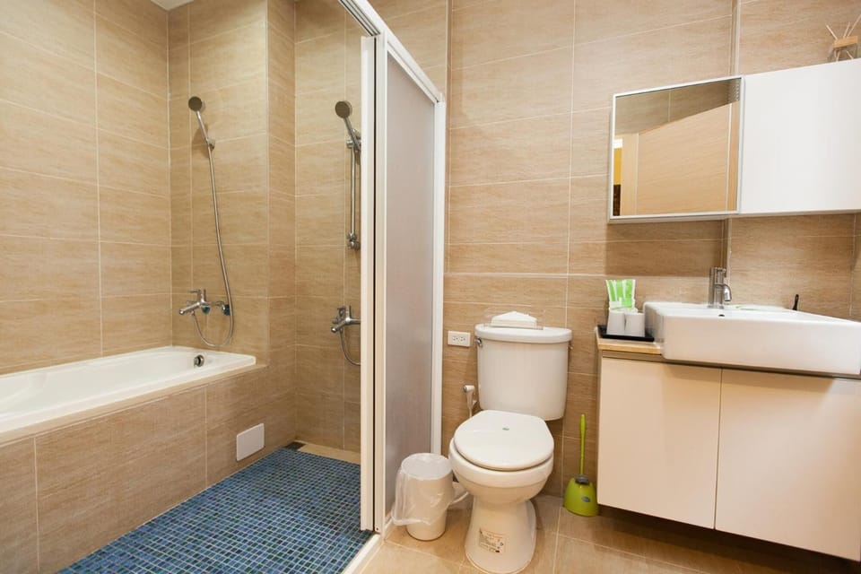 Shower, free toiletries, hair dryer, slippers
