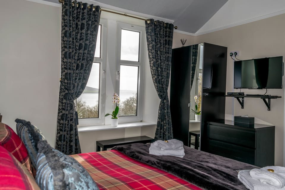 Double or Twin Room | Free WiFi, bed sheets