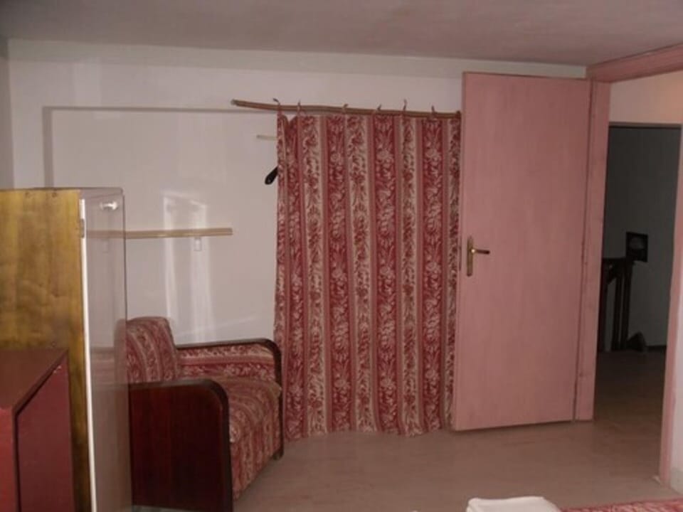 Apartment, 2 Bedrooms | Living area