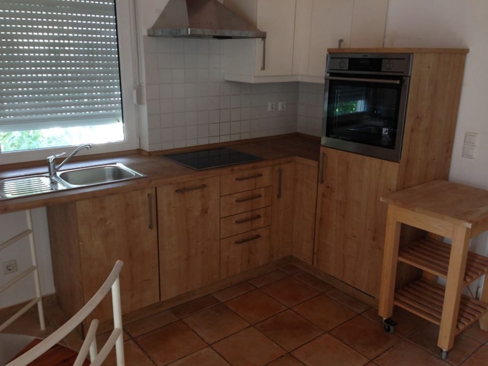 Panoramic House, 2 Bedrooms, Sea View, Beachside | Private kitchen | Fridge, oven, stovetop, dishwasher