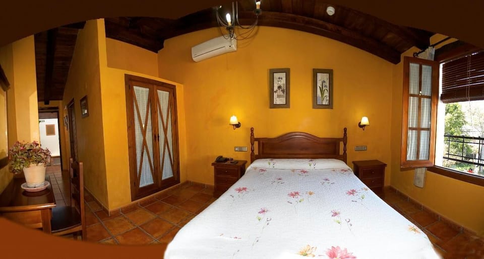 In-room safe, desk, rollaway beds, free WiFi
