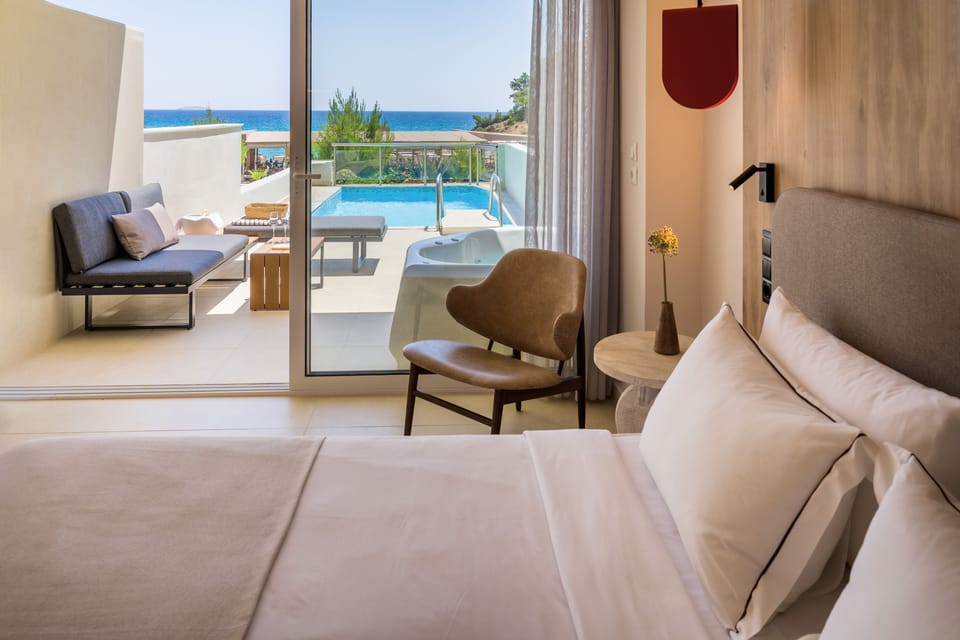 Senior Suite, Private Pool | Pillowtop beds, minibar, in-room safe, soundproofing