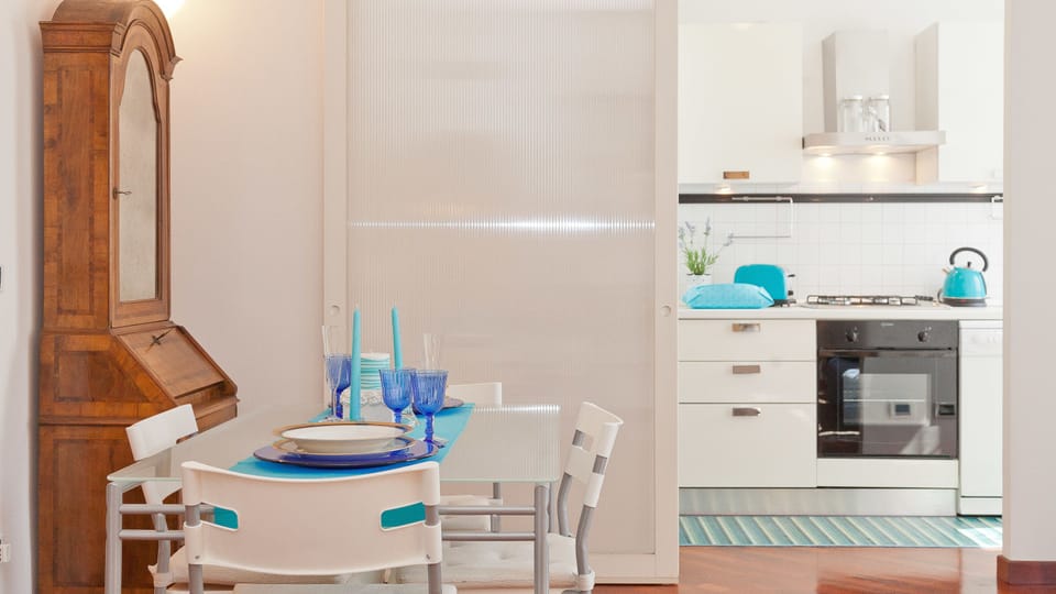 Apartment, 2 Bedrooms | In-room dining