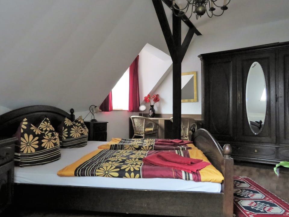 Standard Double Room, Ensuite
