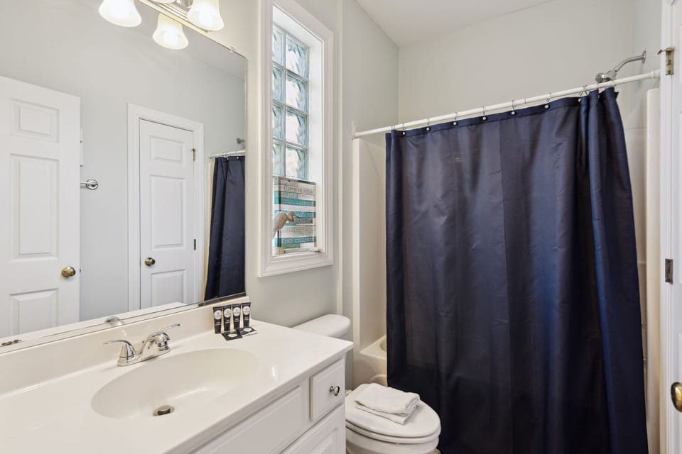 Full Bathroom off Bunk Bedroom
