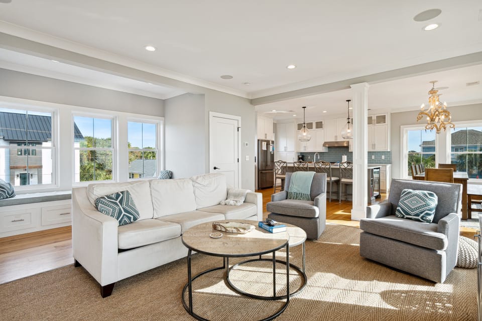 2nd Floor Living Room