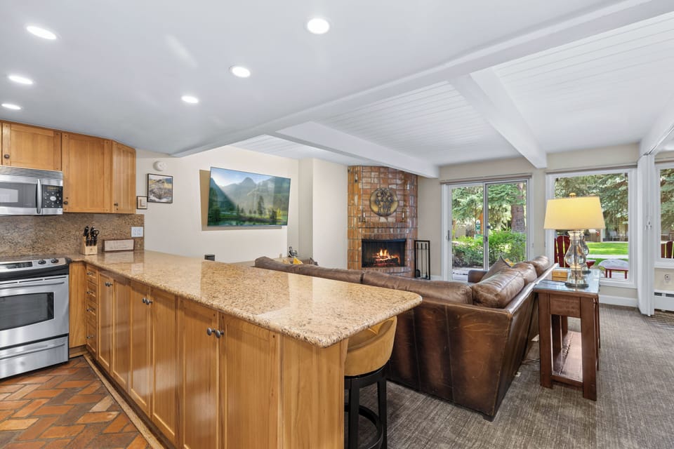 Living Room & Kitchen